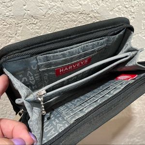 HARVEY'S SEATBELT Zip Around Collectible Wallet Black